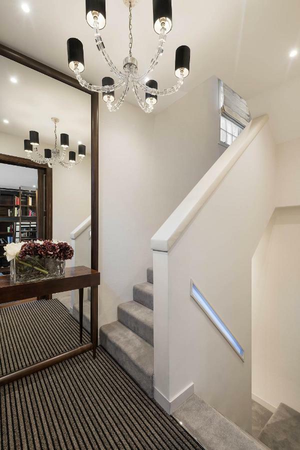 הוילה לונדון Spectacular Knightsbridge House Harrods 1 Minute מראה חיצוני תמונה